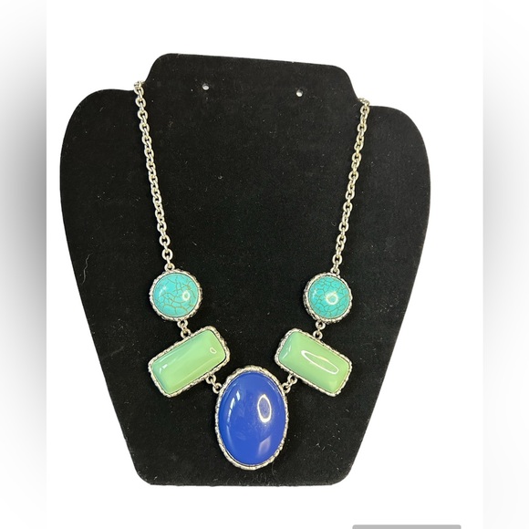 Fashion Necklace - Picture 1 of 4